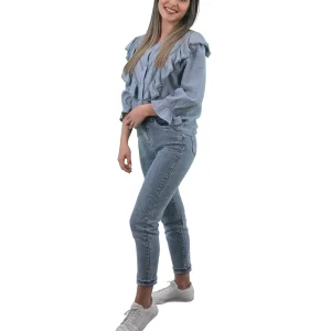 Camisa azul com folho