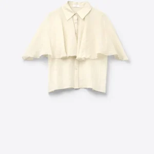 Blusa de chiffon texturizado bege com mangas caídas