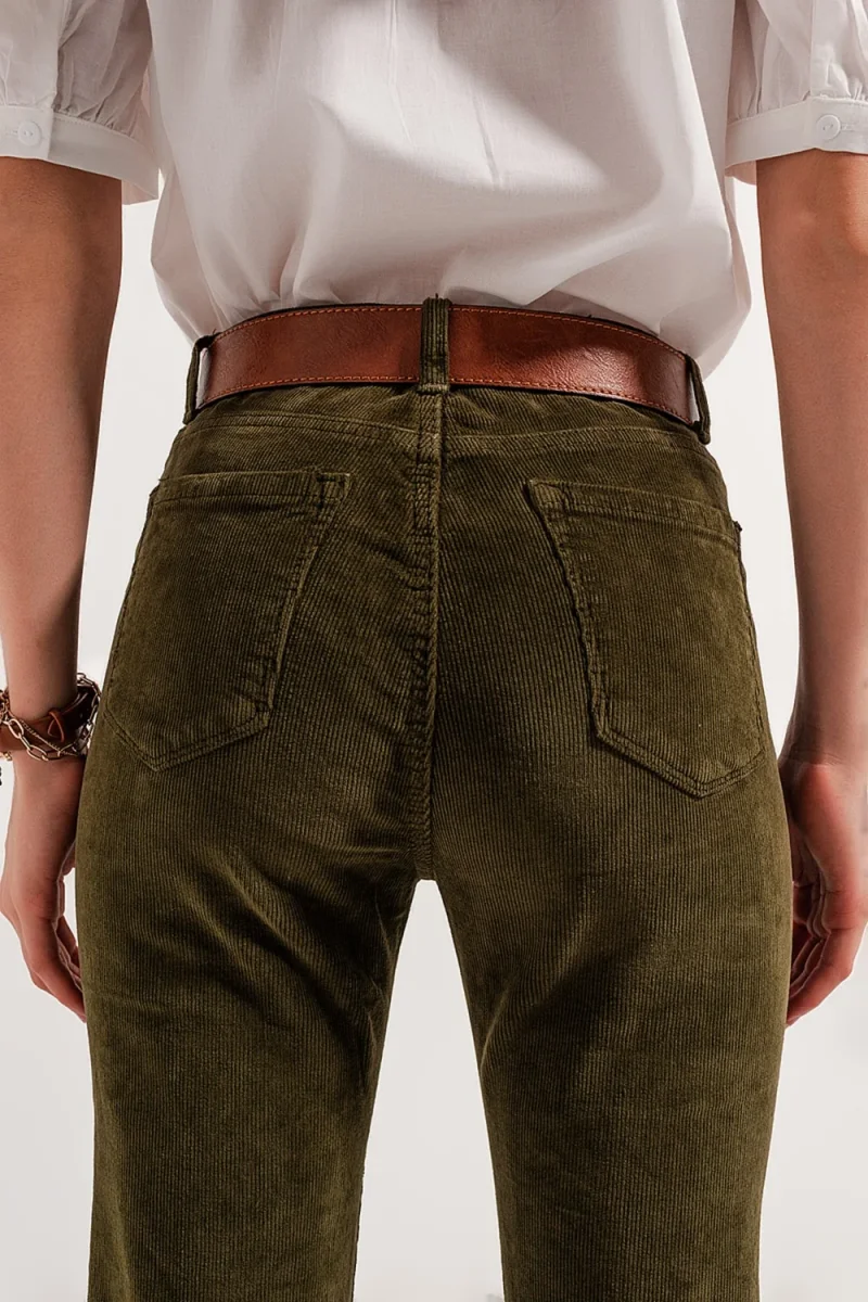 Calça flare de veludo cotelê verde - Image 7