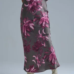 Saia Midi Floral Elegante em cetim cinzento