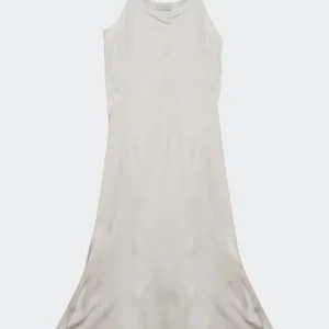 Vestido de alça Maxi feito de cetim em creme