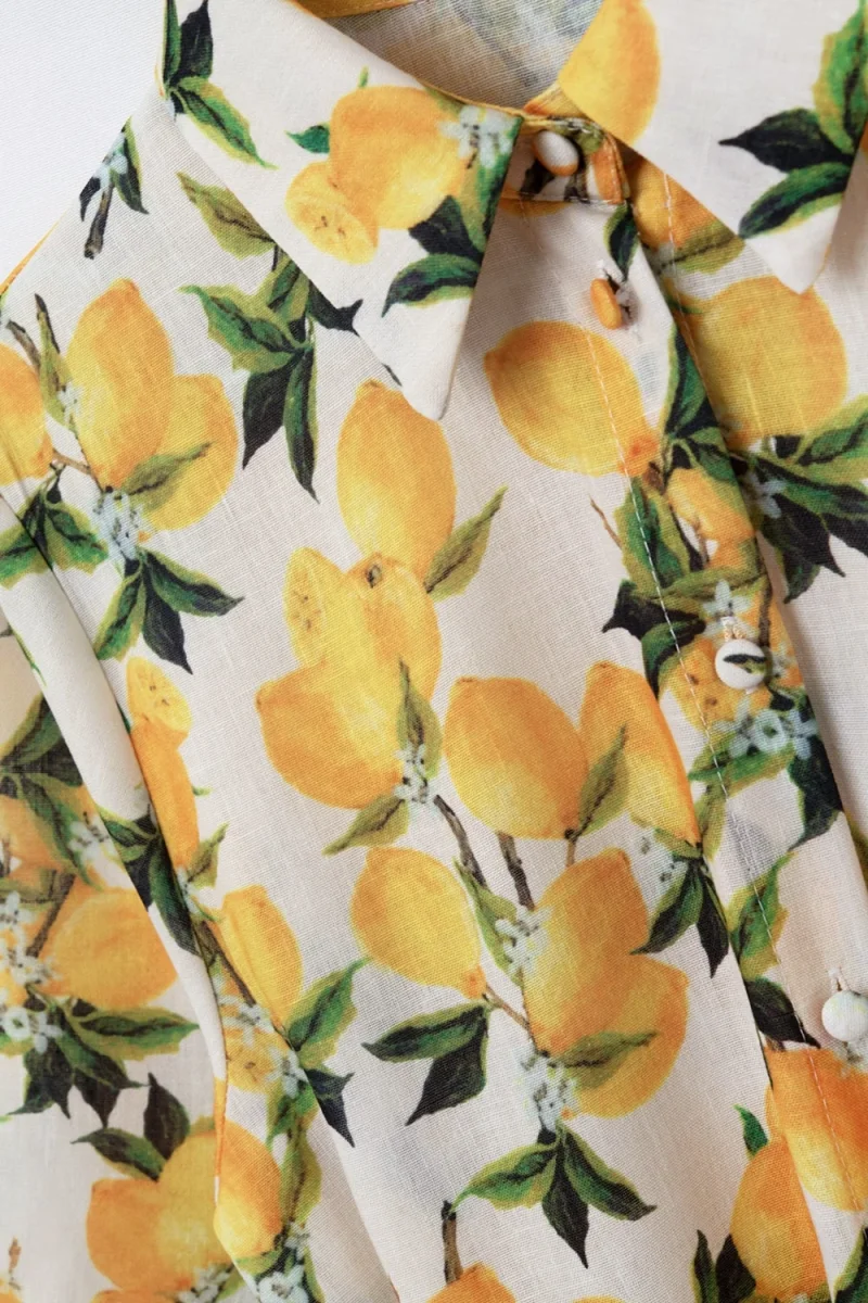 Vestido romântico com cintura e estampa de limão e mangas curtas - Image 3